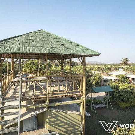 Lookout Villa - A Wandertrails Stay Sasan Gir Bagian luar foto