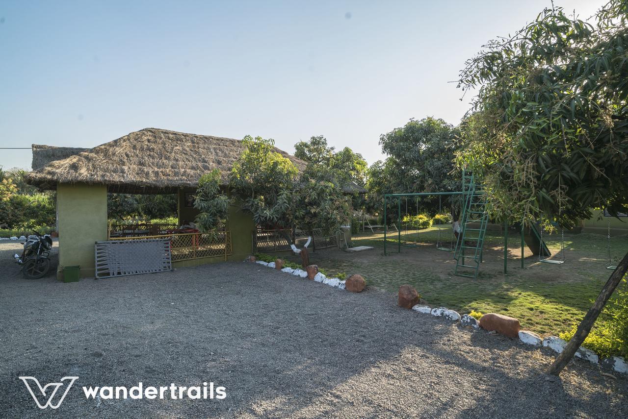 Lookout Villa - A Wandertrails Stay Sasan Gir Bagian luar foto